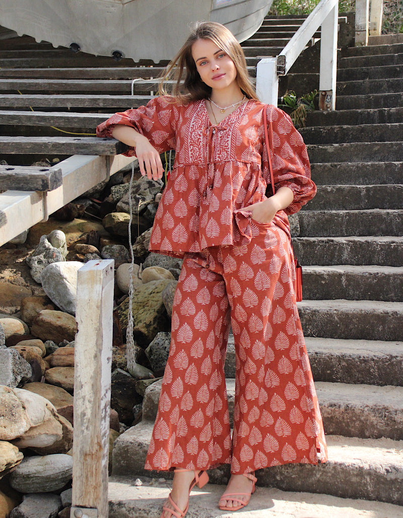 Hera Pants in Maple