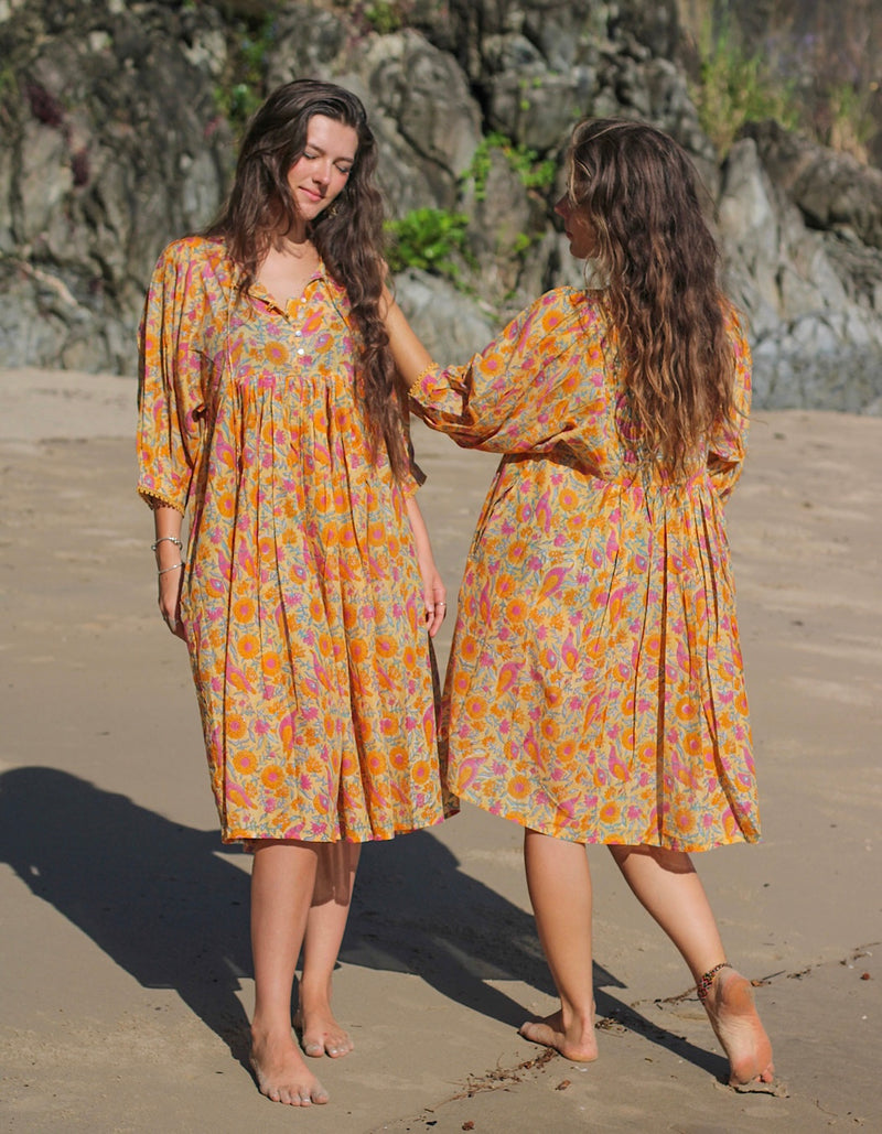Hawa Short Dress in Golden Soma