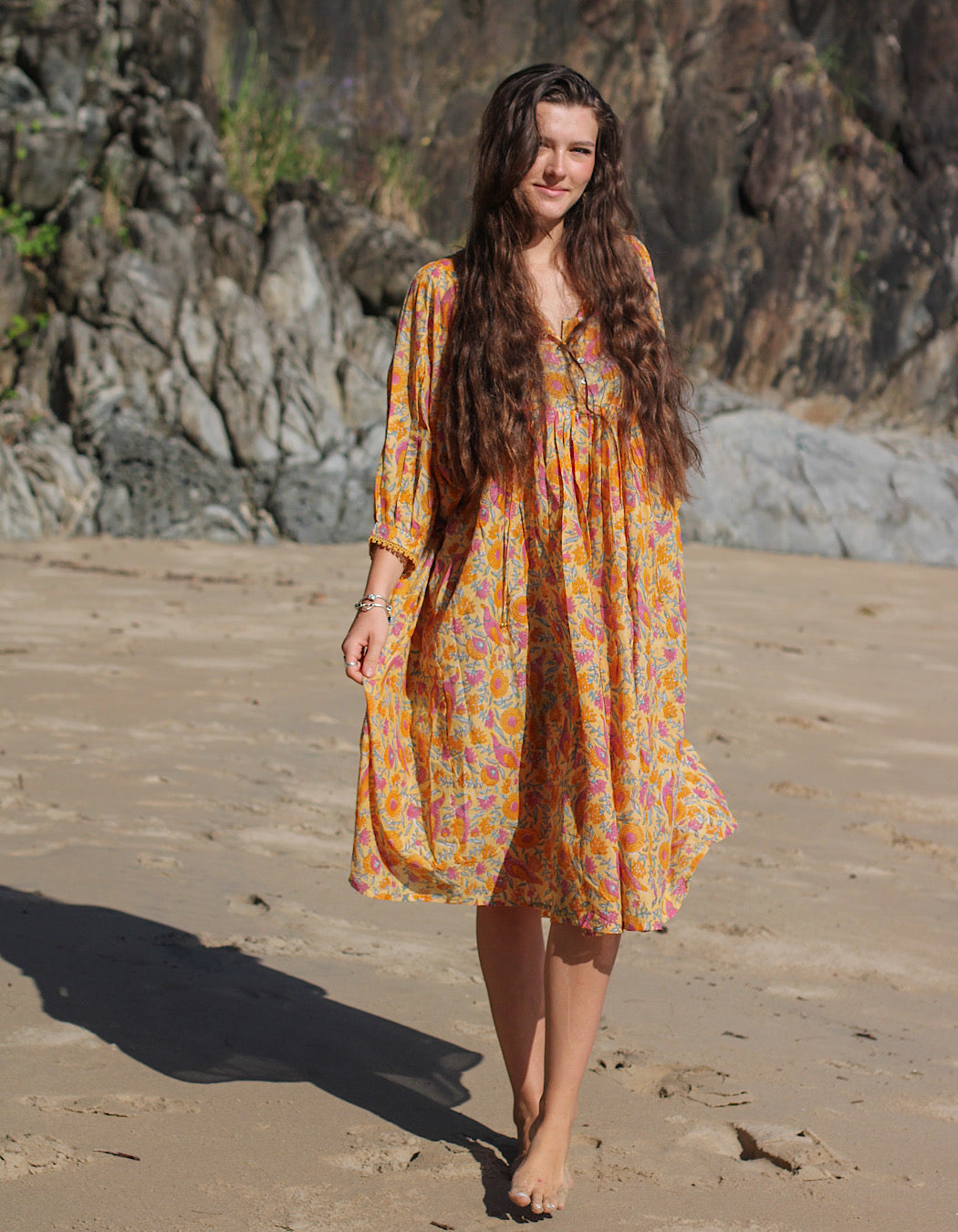 Hawa Short Dress in Golden Soma